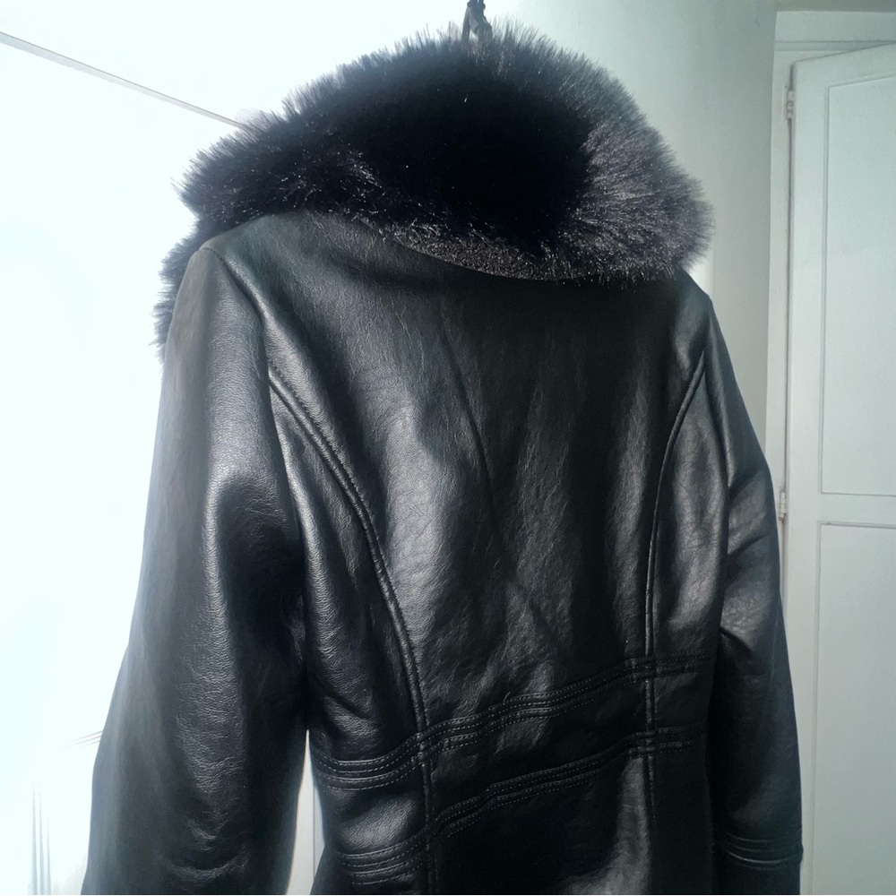 B.coature women's faux leather and fur jacket size medium M - Picture 8 of 8
